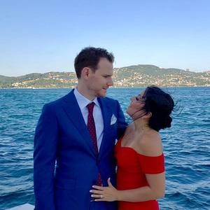 Meet your Posher, Brenda